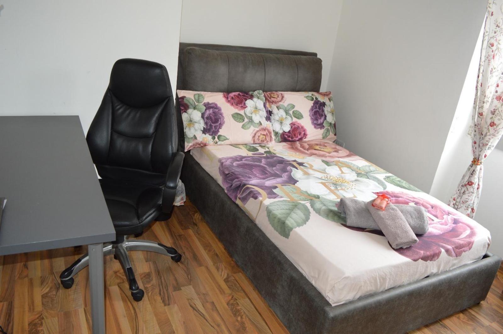 Ferienwohnung El Cuarto De Tula Genua Exterior foto